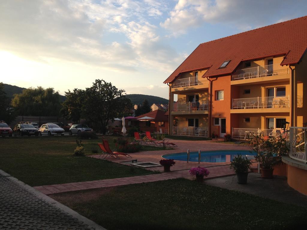 Bed and Breakfast Andrea Pansio à Balatonfüred Extérieur photo